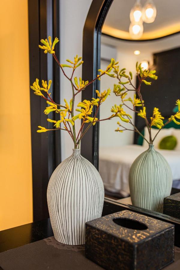 Hanoi Center Silk Boutique Hotel & Travel Exteriör bild